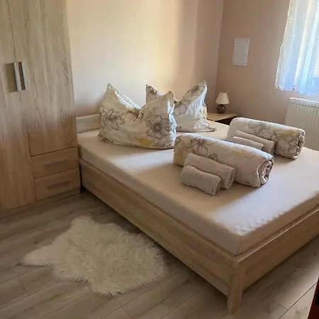 Apartmanovy Dom Magda Vrbov Exterior photo